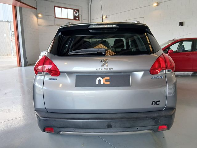 Peugeot 2008 STYLE 1.6 BlueHDI