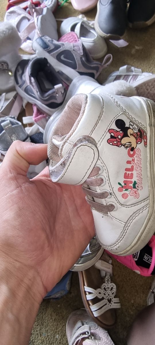 Lote Zapatillas niña 19-21