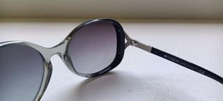 Gafas sol grandes negras y grises