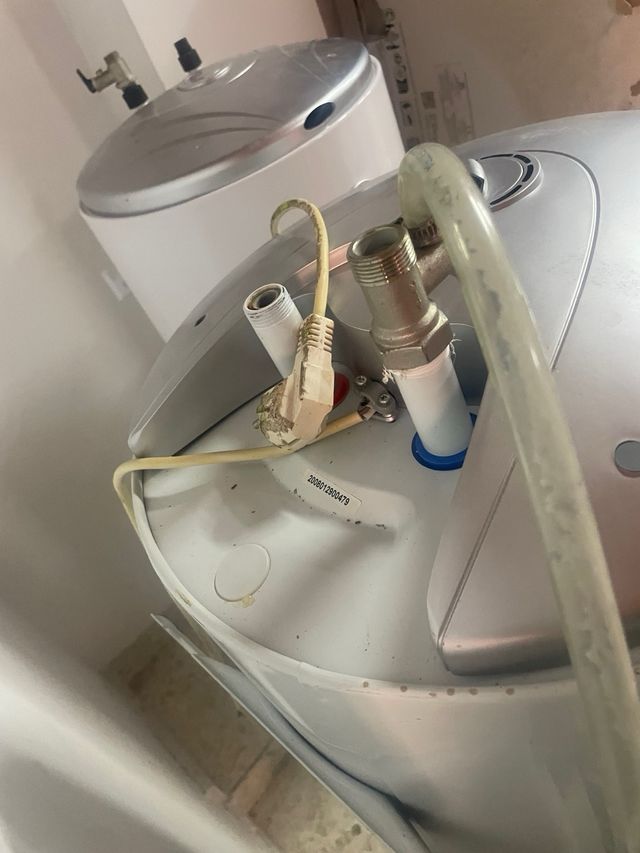 Termo eléctrico Cointra 150L