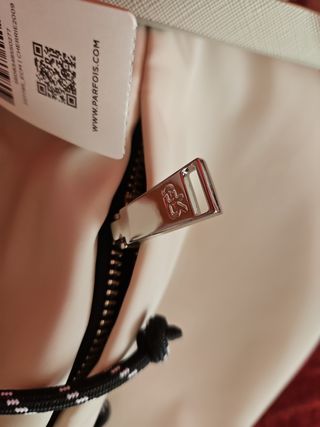 Bolso Parfues color crudo con Corea ajustable tela