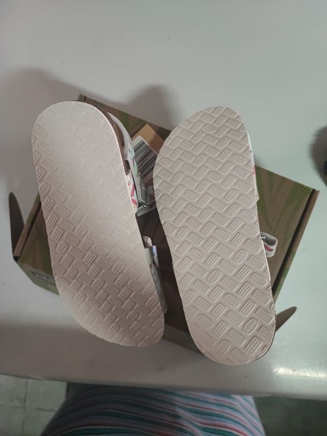 Sandali con doppio strato Chicco bimba n.30 nuovi