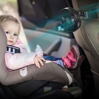 Ventilador de coche para asiento trasero