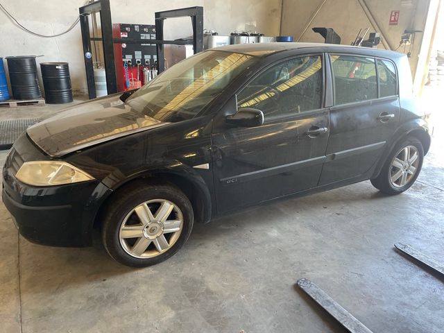 Renault Megane II 1.5dci - Despiece