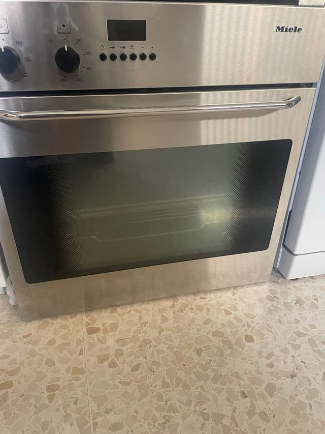 Horno Miele acero inoxidable