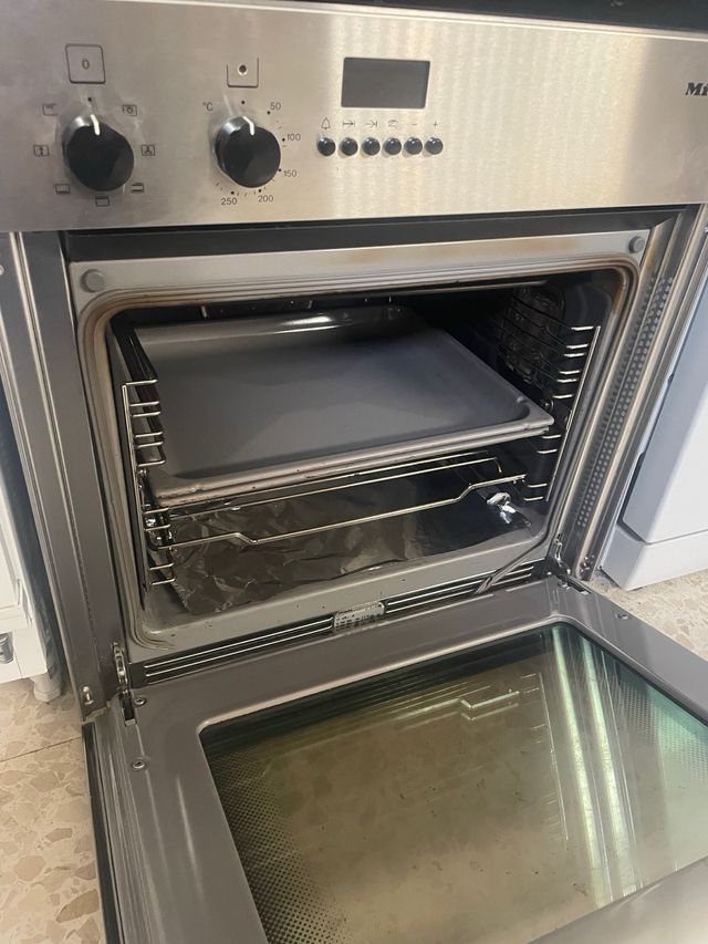 Horno Miele acero inoxidable
