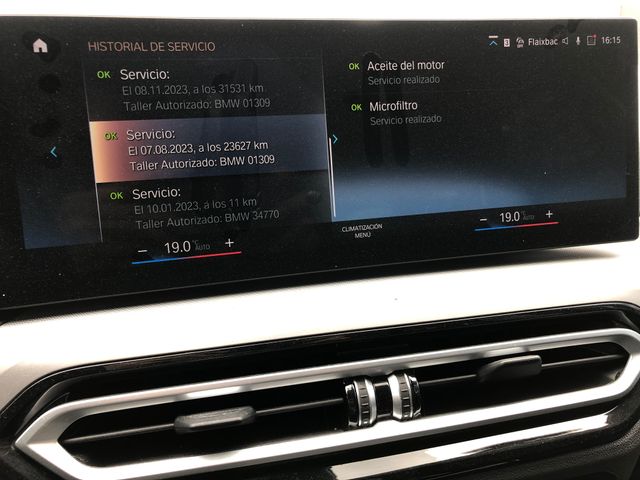 BMW 318dA TOURING G21.