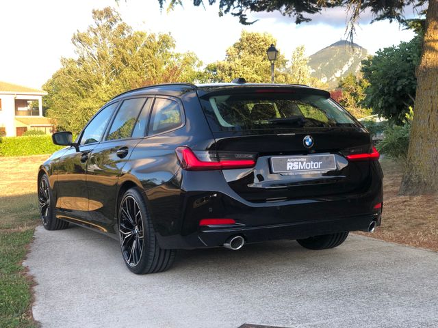 BMW 318dA TOURING G21.