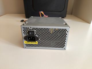 AeroCool PC caja torre y fuente de alimentacion