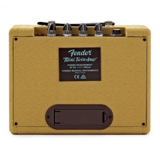 Mini Ampli Fender + PILA RECARGABLE INCLUIDA.
