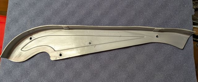 Cubrecadenas Original Derbi Antorcha Súper.