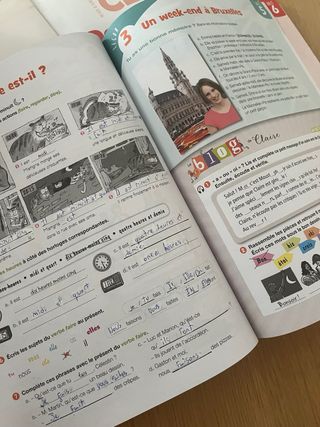 2 libros texto secundaria CLUB PARACHUTE frances