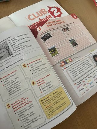 2 libros texto secundaria CLUB PARACHUTE frances
