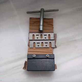 Cepillo Eléctrico Makita de Carpintero