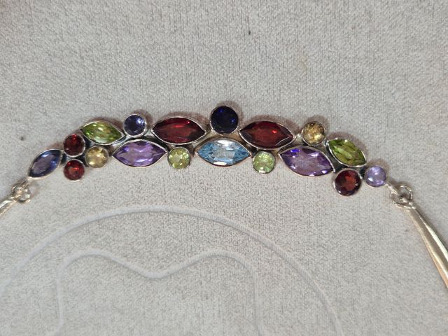 Gargantilla plata multicolor