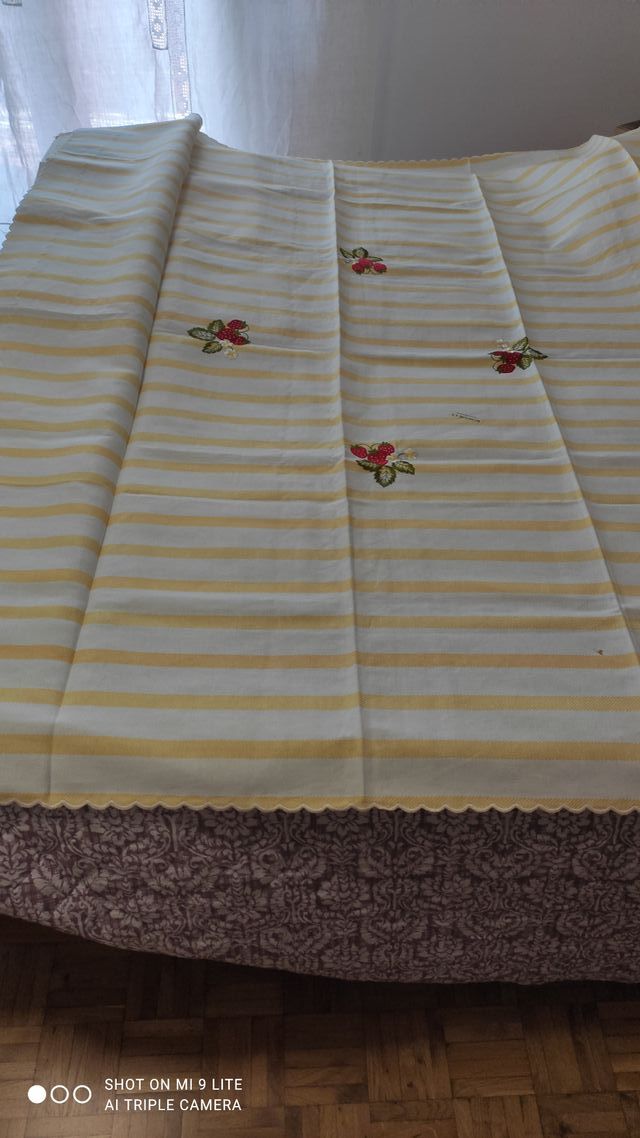 Tovaglia righe gialle cotone 6 posti