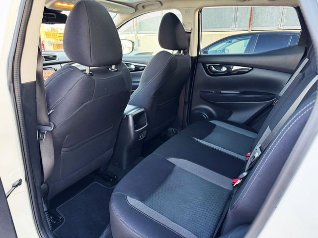 Nissan Qashqai 160cv DCT NCONNECTA con TECHO PANORÁMICO, NAVEGADOR...