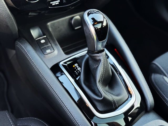 Nissan Qashqai 160cv DCT NCONNECTA con TECHO PANORÁMICO, NAVEGADOR...