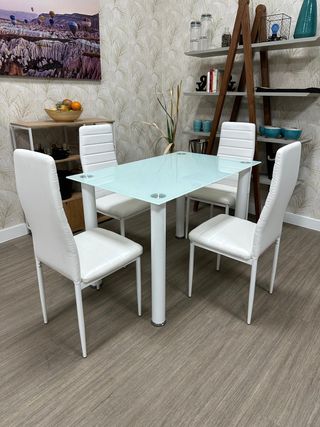Comedor Completo con 4 Sillas Elegantes  Disfruta 