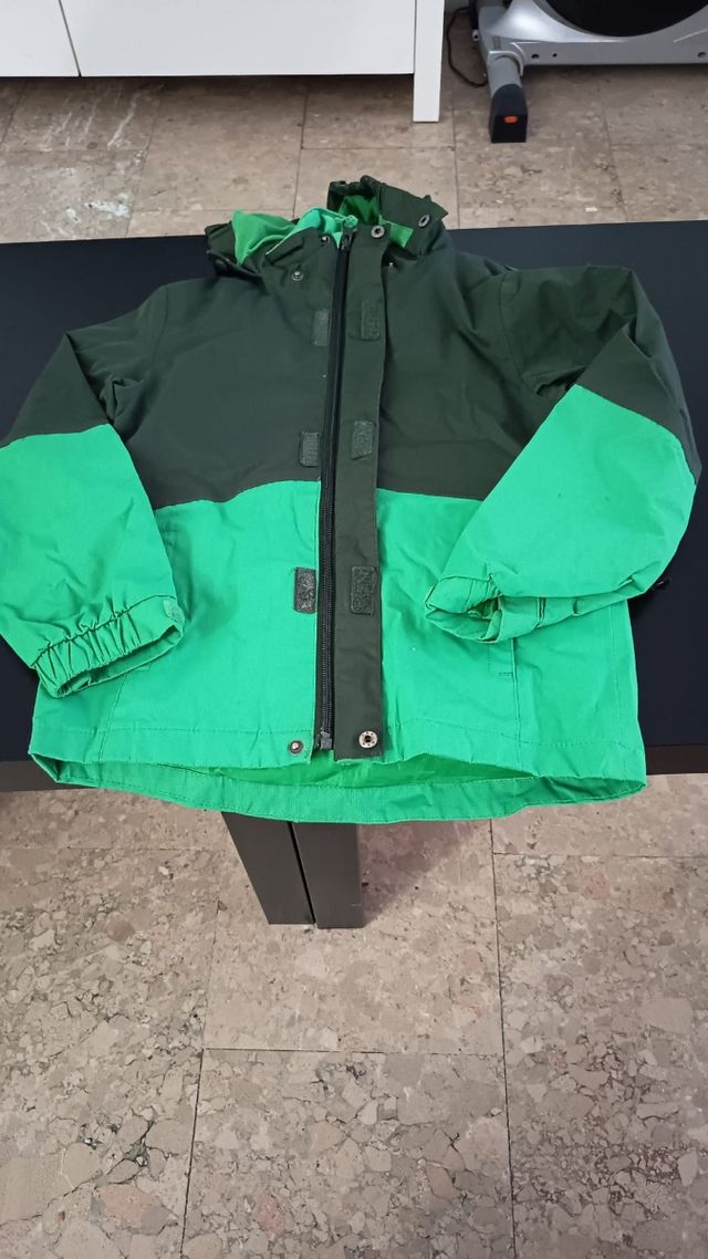 Se vende lote de ropa para niños de 6 a 7 años