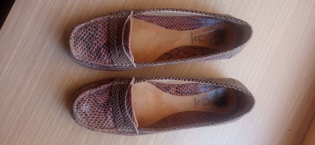 Mocasines piel marrón mujer