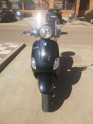 Vespa LX 125cc - ¡¡¡SÓLO 13874 kms.!!!