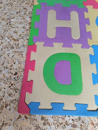 Alfombra puzzle ABC 36 piezas