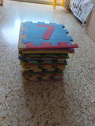 Alfombra puzzle ABC 36 piezas