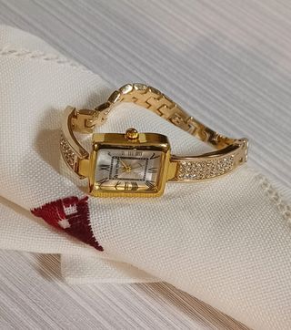 Reloj hinothec dorado mujer