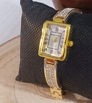 Reloj hinothec dorado mujer