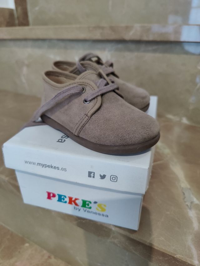 Zapatos PEKE'S by Vanessa beige 22