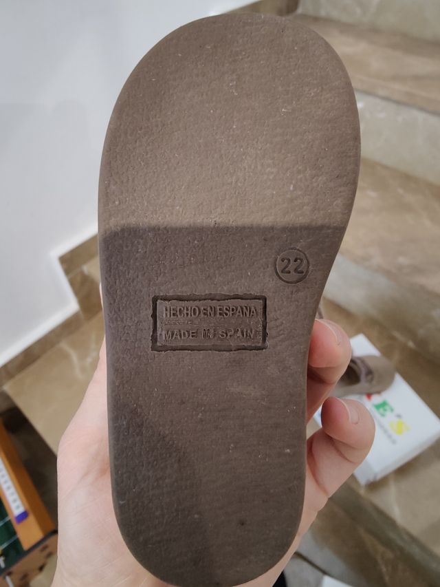 Zapatos PEKE'S by Vanessa beige 22