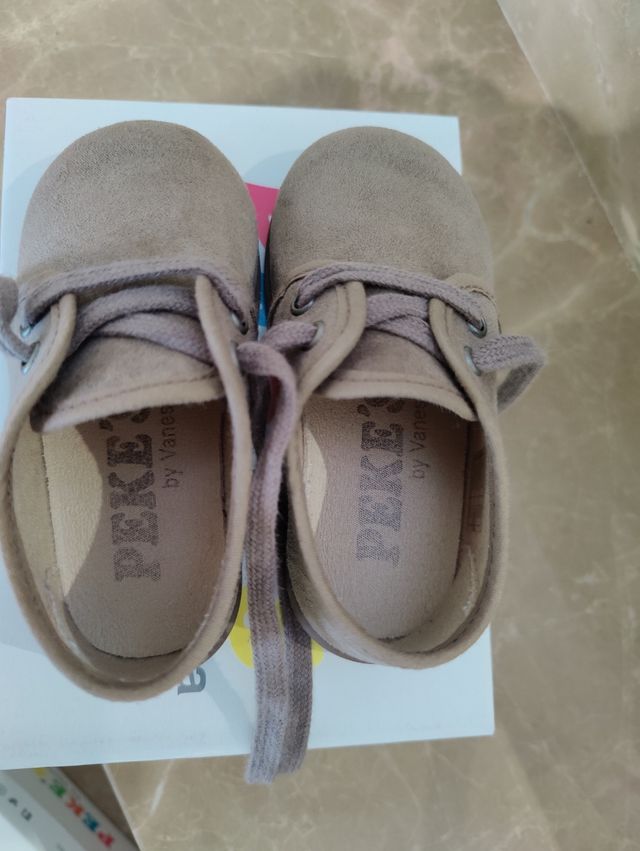 Zapatos PEKE'S by Vanessa beige 22