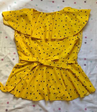 Blusa Amarilla Shein M - Corazoncitos