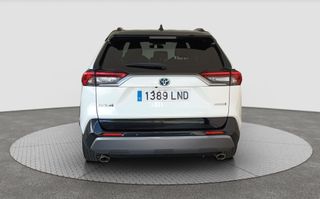TOYOTA RAV4 220H STYLE