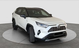 TOYOTA RAV4 220H STYLE