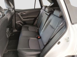 TOYOTA RAV4 220H STYLE