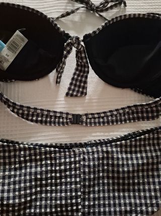 Bikini Vichy Blanco&Negro de El Corte Inglés

