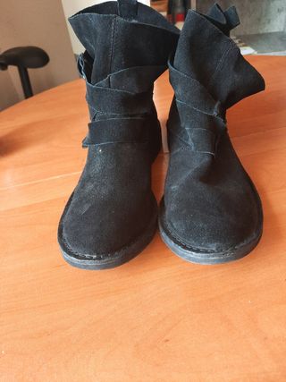 Botines negros a