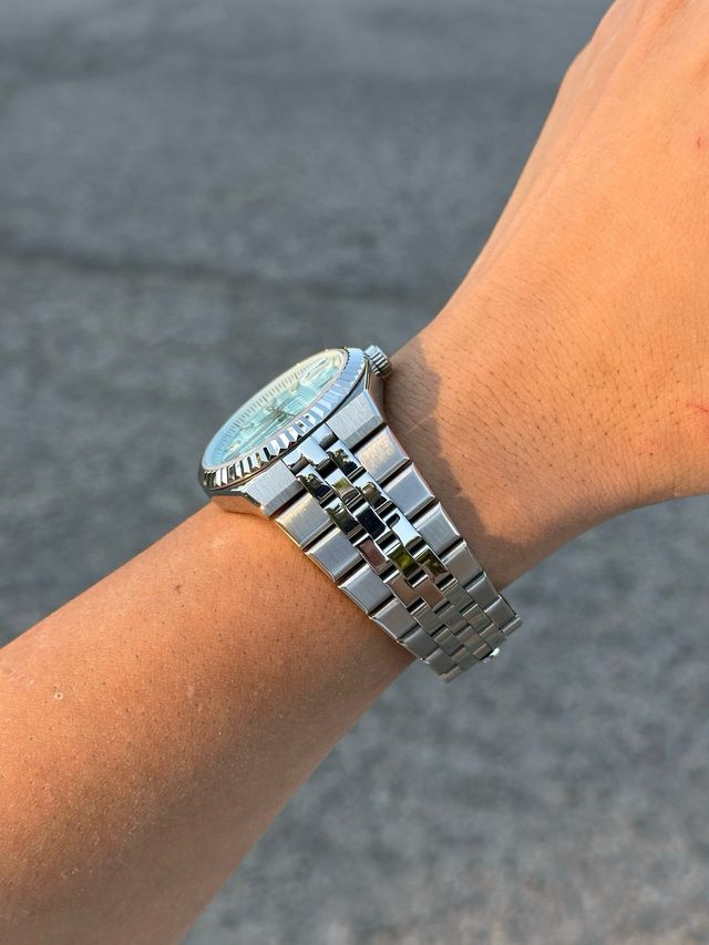 Seiko Land Dweller Sky Blue