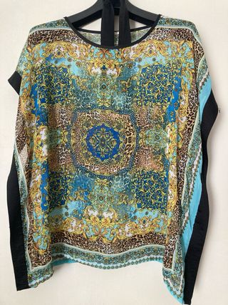 Blusa con cinturón
