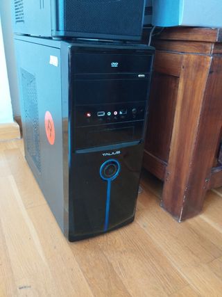 PC Intel i5 3 GHz, 8GB RAM, 880GB