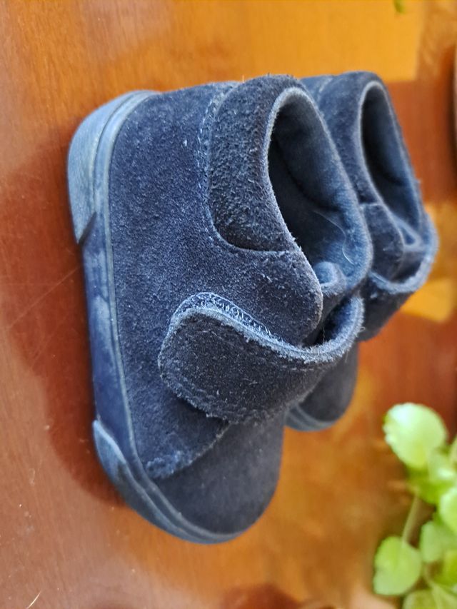 Botines Shoes niño,talla 20