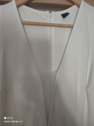 Mono blanco elegante