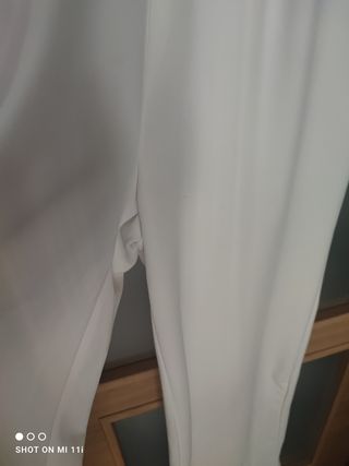 Mono blanco elegante