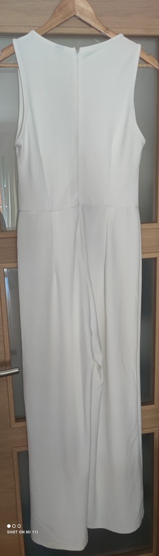 Mono blanco elegante