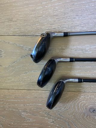 3 Híbridos TaylorMade. Se pueden vender separados.