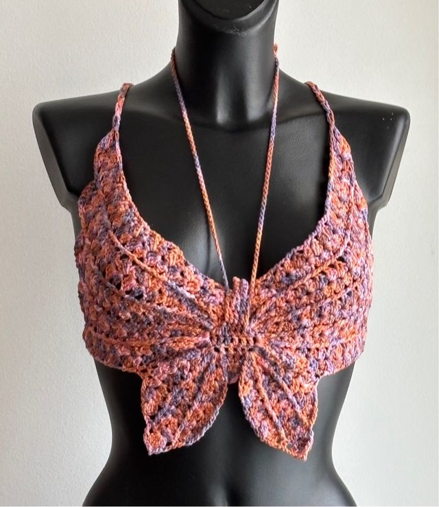 Top crochet farfalla
