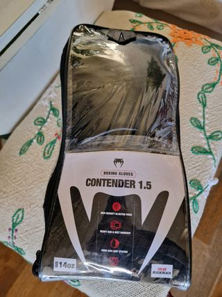 Guantes y vendas de boxeo VENUM 14oz negro