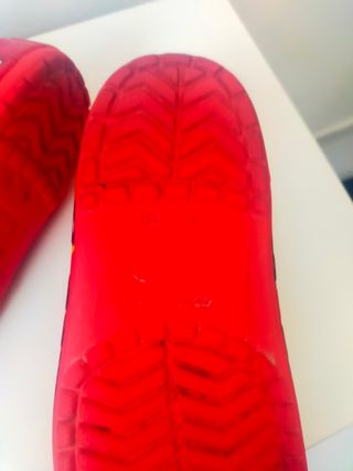 Crocs Cars McQueen - rojas